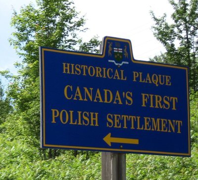Écriteau de la première colonie polonaise du Canada