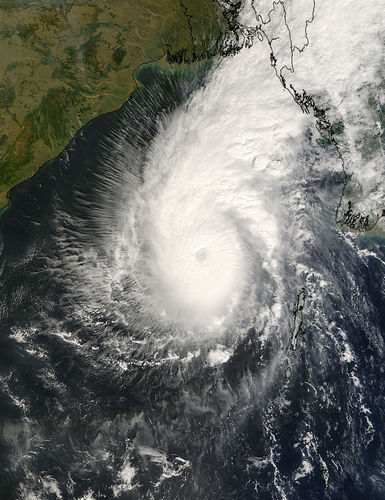 Photo satellite de la NASA du cyclone Sidr.